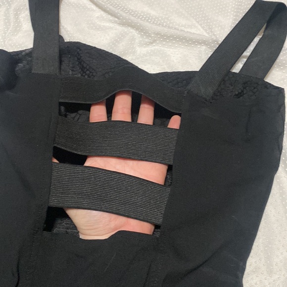 Little black dress - Picture 8 of 9